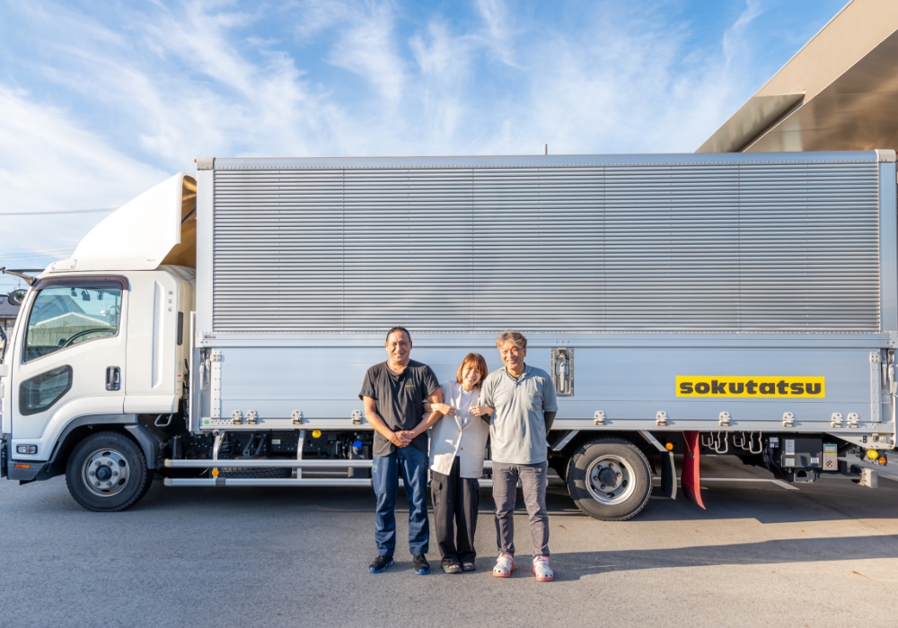 中型トラックドライバー